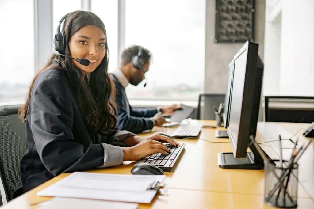 A moving company's contact centre: customer service on the phone